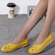 Load image into Gallery viewer, Comfortable and Flexible Leather Shoes for Women