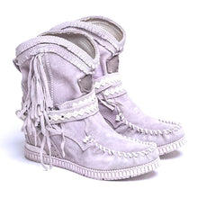 Load image into Gallery viewer, New Women&#39;s Tassel Faux Suede Winter Boots