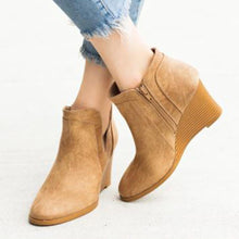 Load image into Gallery viewer, Women Round Toe Casual Outdoor Boots